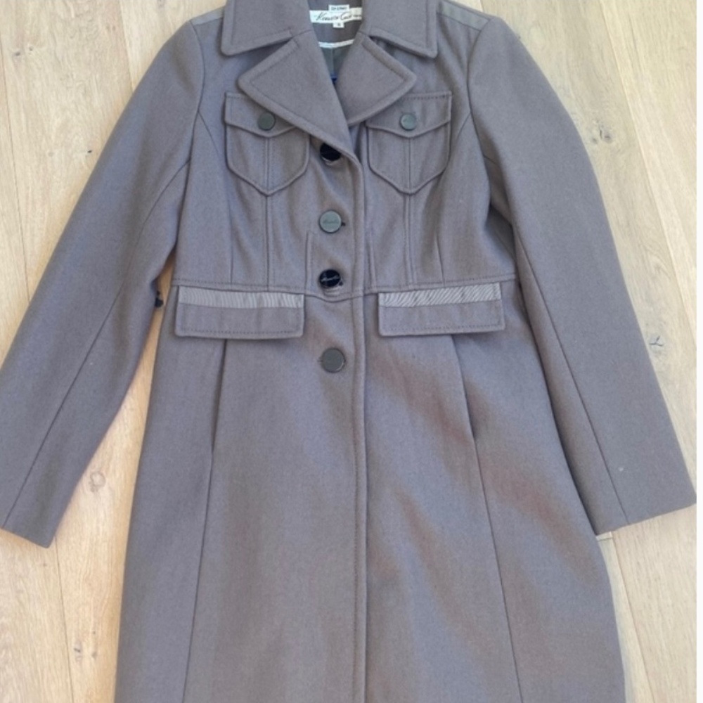 Kenneth Cole Grey Coat Size 4